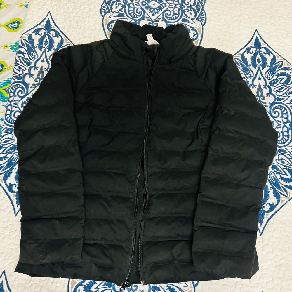 Black puffer jacket